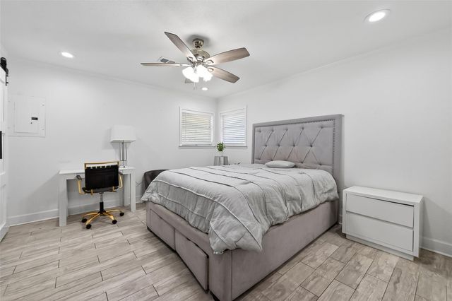 1215 Lawrence Street, Rosenberg, TX 77471