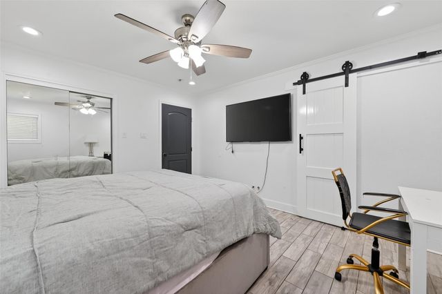 1215 Lawrence Street, Rosenberg, TX 77471