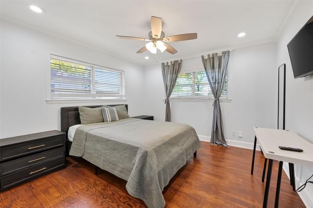 1215 Lawrence Street, Rosenberg, TX 77471