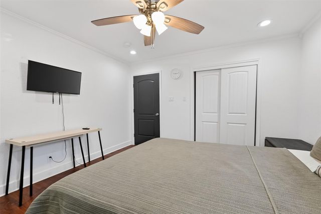 1215 Lawrence Street, Rosenberg, TX 77471