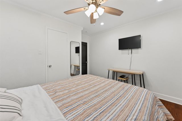 1215 Lawrence Street, Rosenberg, TX 77471