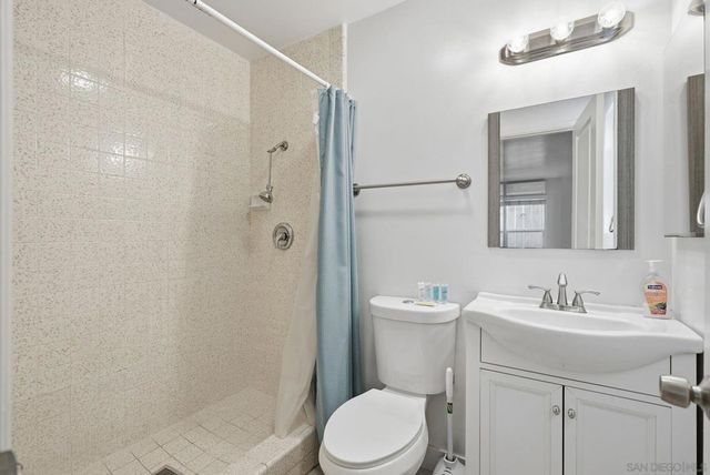 521 Arenas, La Jolla, CA 92037