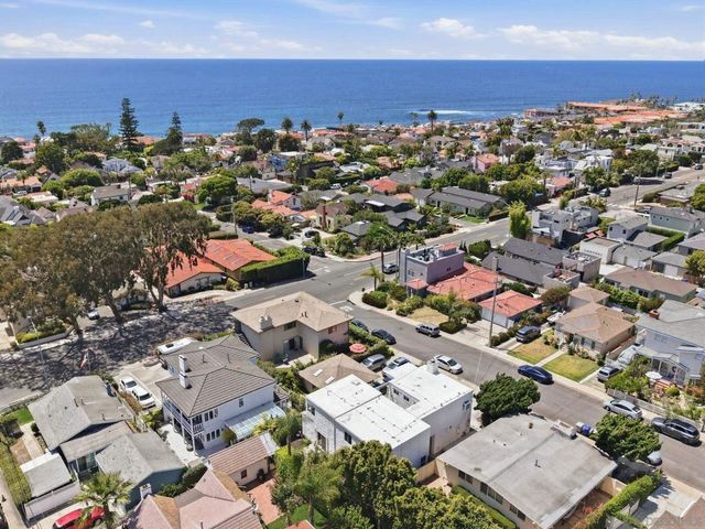 521 Arenas, La Jolla, CA 92037