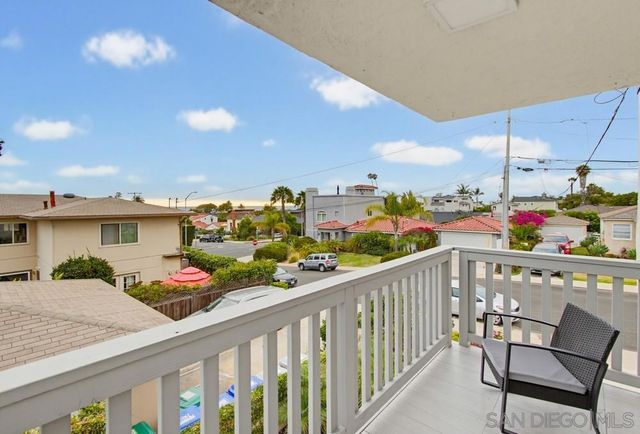 521 Arenas, La Jolla, CA 92037