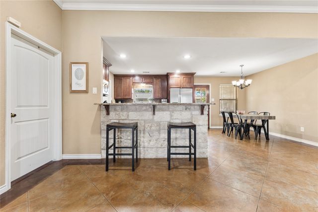 1015 S Adams Street, Mcgregor, TX 76657