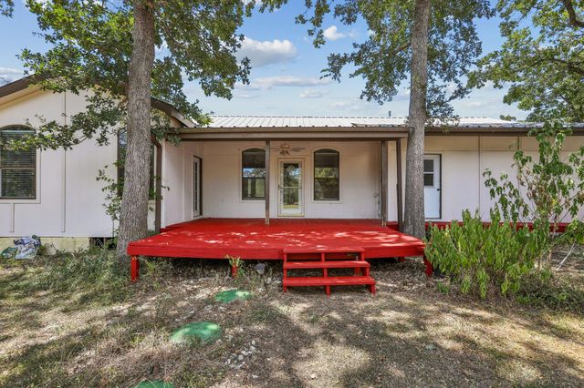 286 Simpson Ave, Cedar Creek, TX 78612