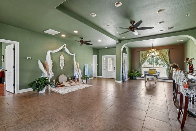 286 Simpson Ave, Cedar Creek, TX 78612