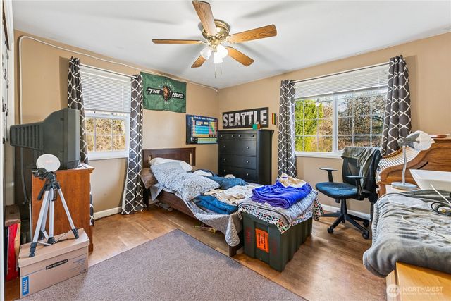 406 Dupont Avenue, Dupont, WA 98327