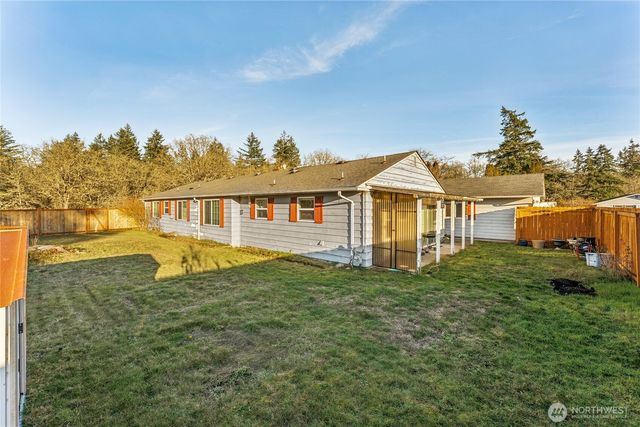 406 Dupont Avenue, Dupont, WA 98327