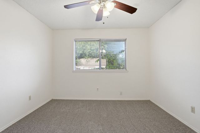 5717 Cedar Ridge Drive, Arlington, TX 76017