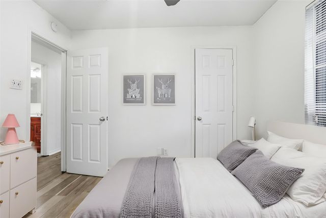 5717 Cedar Ridge Drive, Arlington, TX 76017