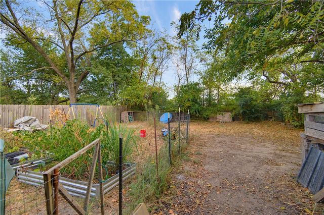 1116 E Jewell Street, Siloam Springs, AR 72761
