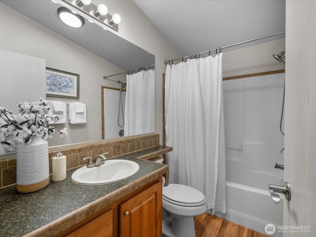 23322 N Lake Cochran Road, Monroe, WA 98272