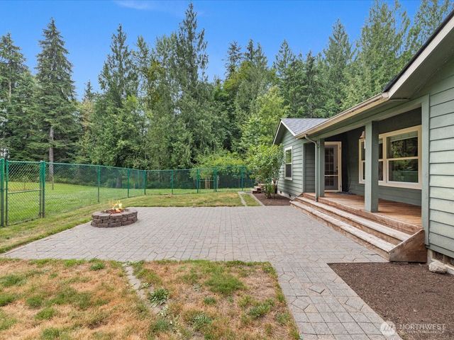23322 N Lake Cochran Road, Monroe, WA 98272