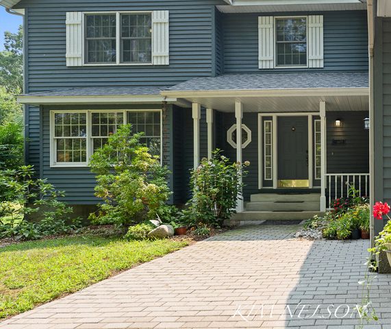 4677 Doug Drive, Fruitland Twp, MI 49461