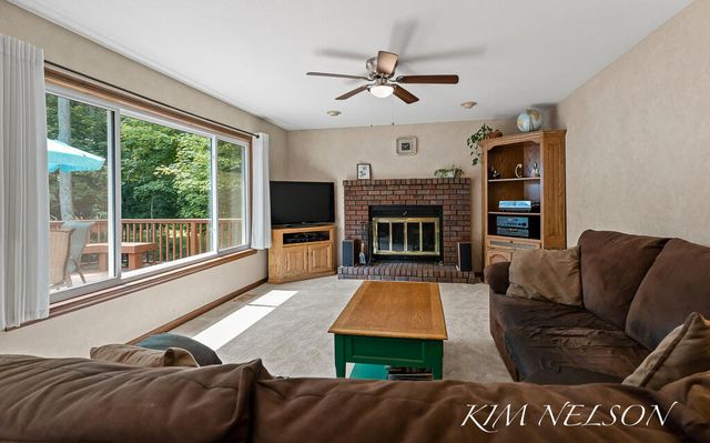 4677 Doug Drive, Fruitland Twp, MI 49461