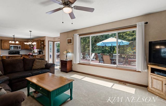4677 Doug Drive, Fruitland Twp, MI 49461