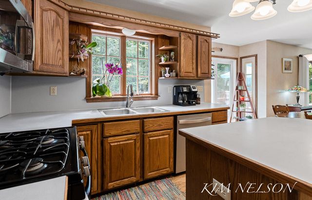 4677 Doug Drive, Fruitland Twp, MI 49461