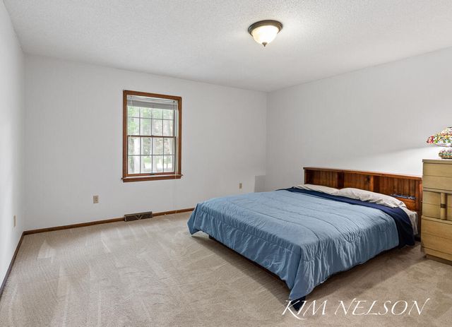 4677 Doug Drive, Fruitland Twp, MI 49461