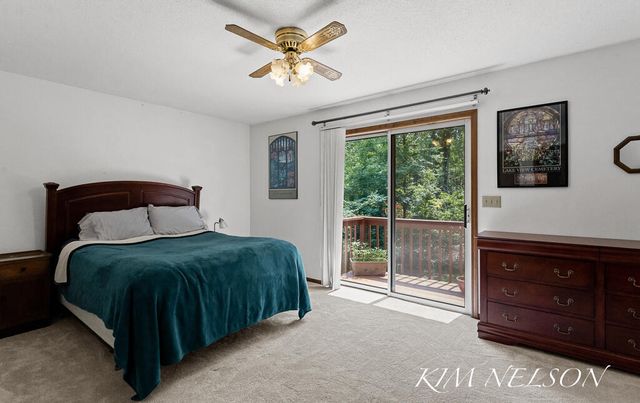 4677 Doug Drive, Fruitland Twp, MI 49461
