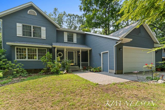 4677 Doug Drive, Fruitland Twp, MI 49461