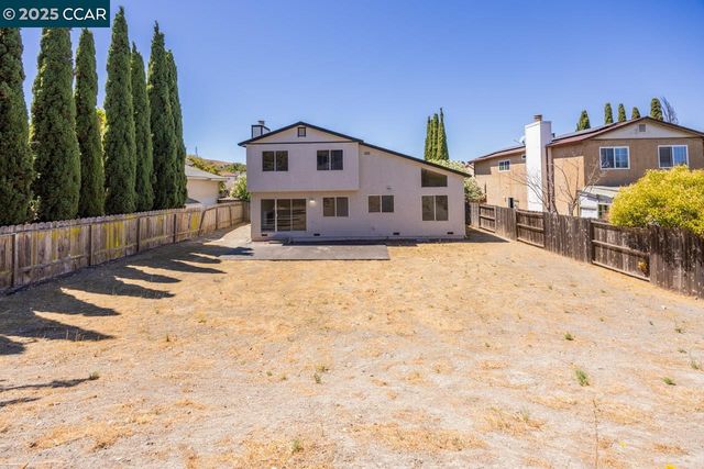 157 Eagle Ct, Hercules, CA 94547