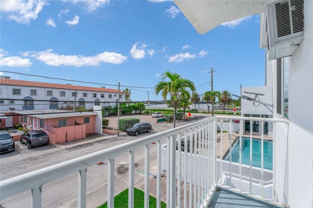 343 Van Buren Street 3, Hollywood, FL 33019