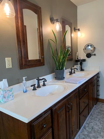 300 S Chinkapin Drive, Pangburn, AR 72121