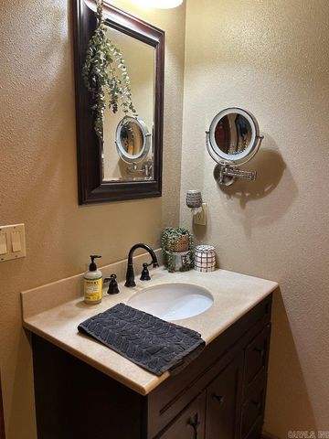 300 S Chinkapin Drive, Pangburn, AR 72121