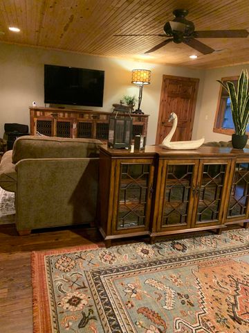 300 S Chinkapin Drive, Pangburn, AR 72121