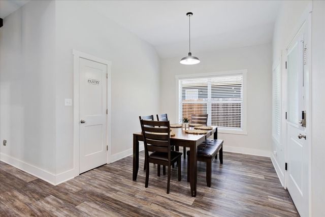 1226 W Elm Street, Denison, TX 75020