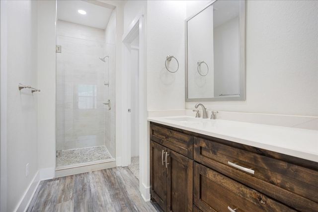 1226 W Elm Street, Denison, TX 75020