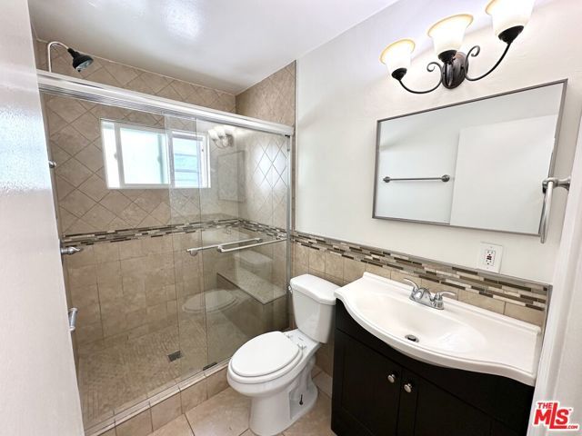 7209 Willoughby Avenue 10, Los Angeles, CA 90046