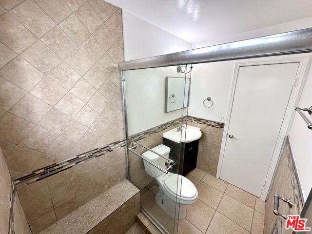 7209 Willoughby Avenue 10, Los Angeles, CA 90046