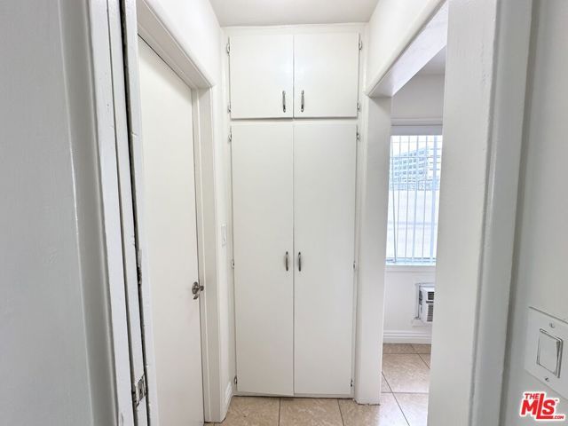 7209 Willoughby Avenue 10, Los Angeles, CA 90046
