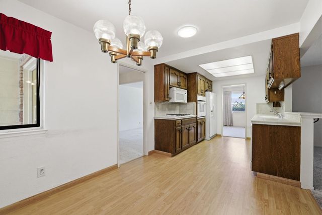 6319 Saint James Dr, Carmichael, CA 95608