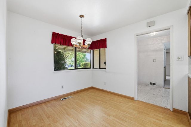 6319 Saint James Dr, Carmichael, CA 95608