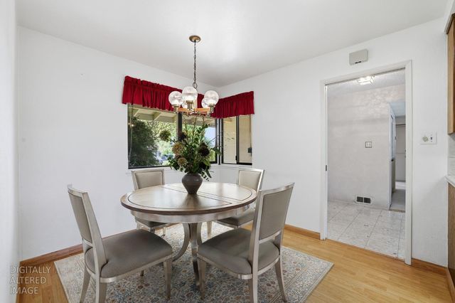 6319 Saint James Dr, Carmichael, CA 95608