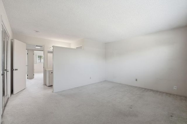 6319 Saint James Dr, Carmichael, CA 95608