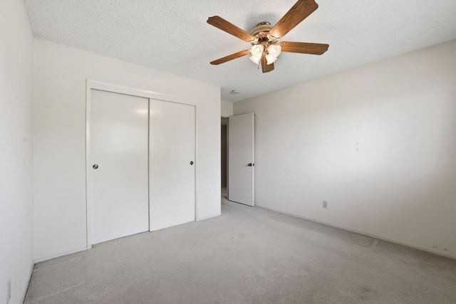 6319 Saint James Dr, Carmichael, CA 95608