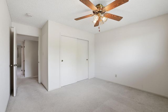 6319 Saint James Dr, Carmichael, CA 95608