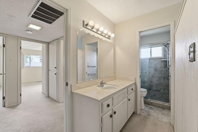 6319 Saint James Dr, Carmichael, CA 95608