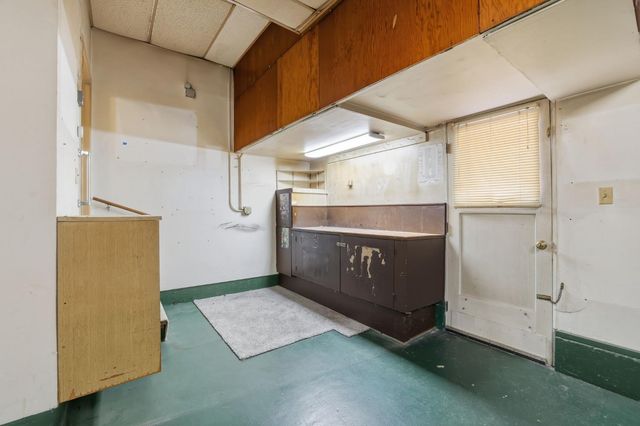 6319 Saint James Dr, Carmichael, CA 95608