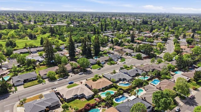 6319 Saint James Dr, Carmichael, CA 95608