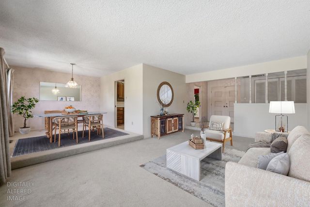 6319 Saint James Dr, Carmichael, CA 95608