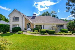 1001 Ashebrooke Court NE, Marietta, GA 30068