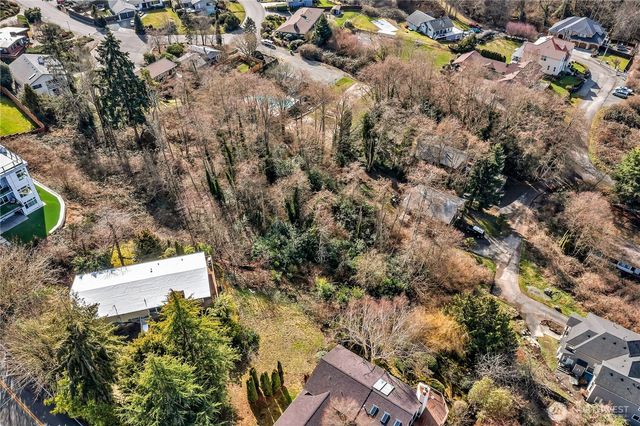 29500 2nd Avenue SW, Federal Way, WA 98023