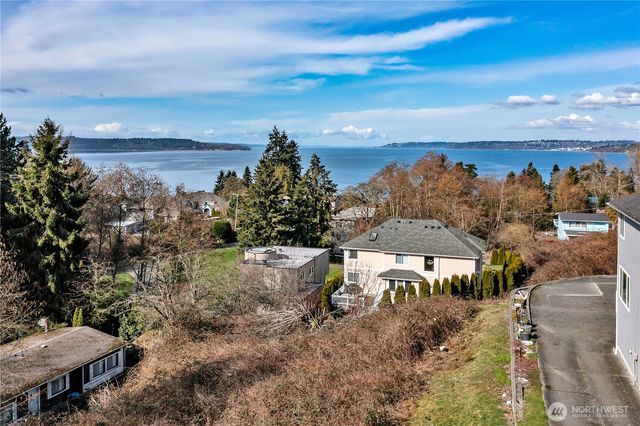 29500 2nd Avenue SW, Federal Way, WA 98023