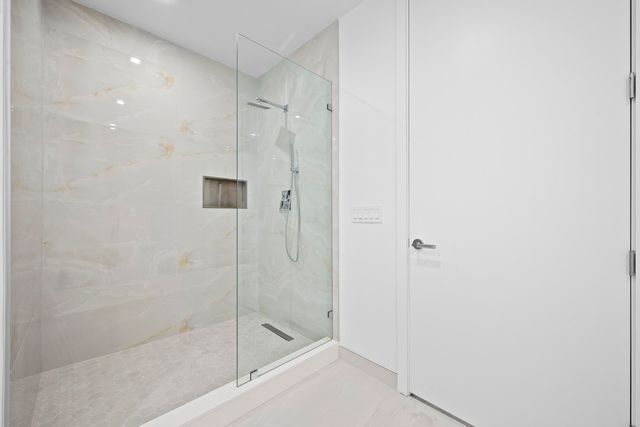 220 Lake Shore Drive 1413, Lake Park, FL 33403
