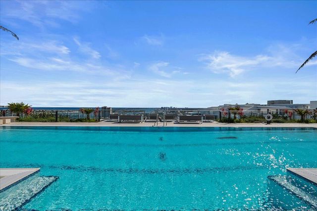 220 Lake Shore Drive 1413, Lake Park, FL 33403